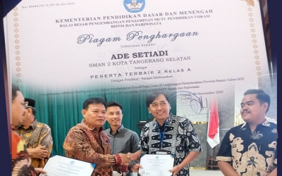 Ade Setiadi, S.Pd raih peringkat 2 dalam Pelatihan pemanfaatan Artificial Intelligence (AI) 2025