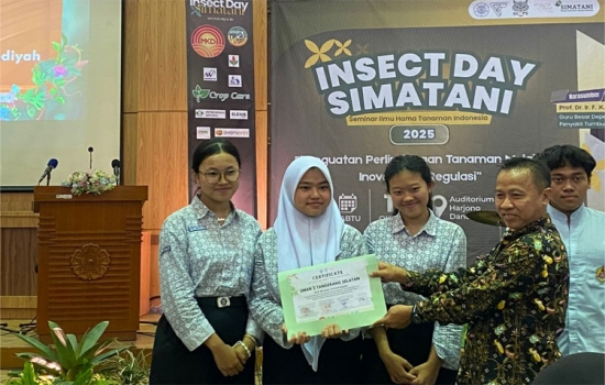 EntomoQuiz Insect Day 2025 : Laillya Qurotul Nissa CS Raih Juara 2 